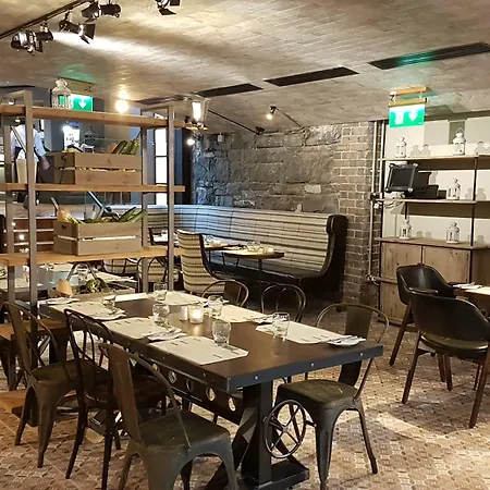 The Address Connolly 4*