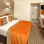 The Address Connolly 4*