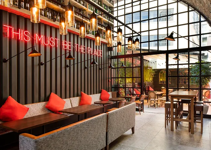 The Address Connolly Отель