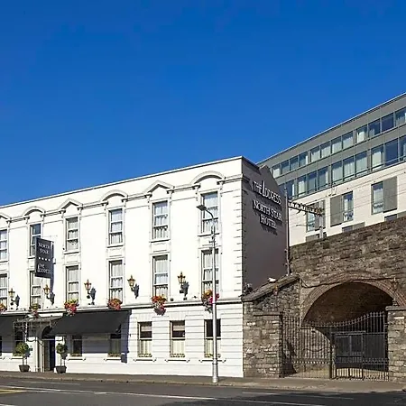 ホテル The Address Connolly ダブリン