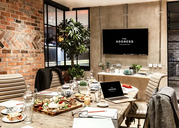 The Address Connolly דבלין