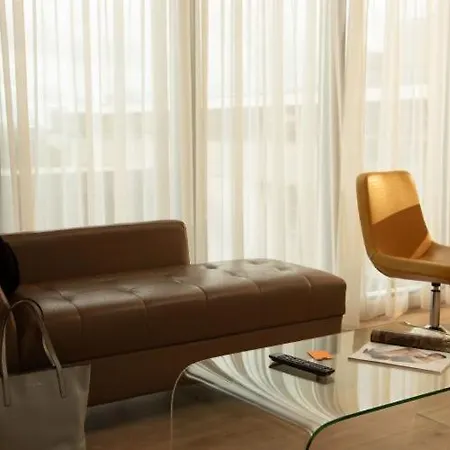 The Address Connolly 4*