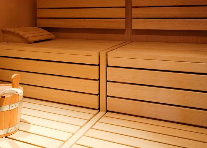 The Address Connolly 4*