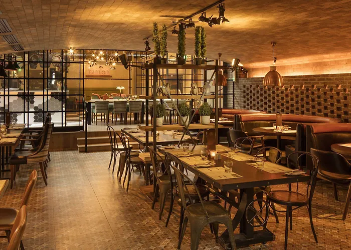 Hotel The Address Connolly